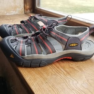 Womens Keen Newport Sandals 9M